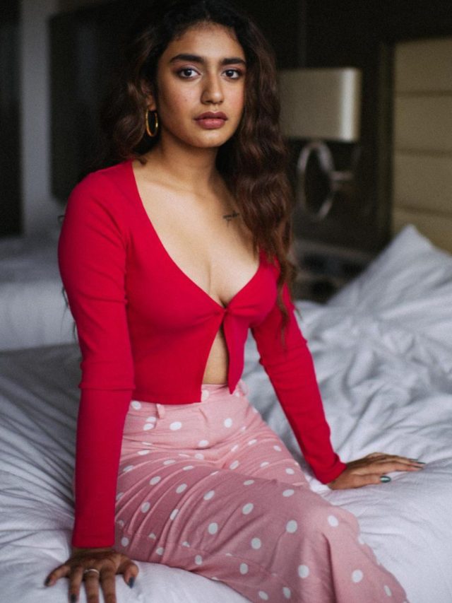 priya_prakash_varrier_in_red