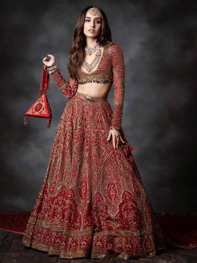 shraddha-k_2_ctjccxgy4bjsqct5