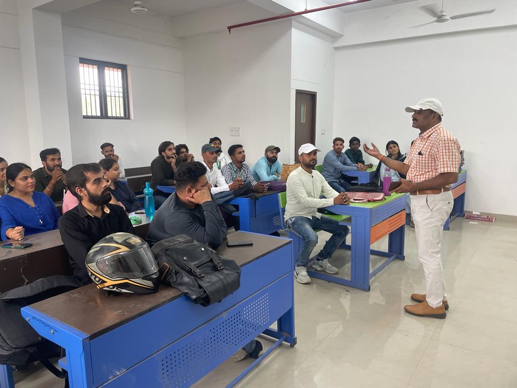 Khwaja Moinuddin Chishti Language University