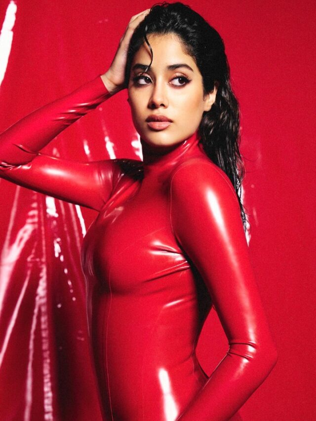 Best Janhvi Kapoor's Movies You MUST Watch!