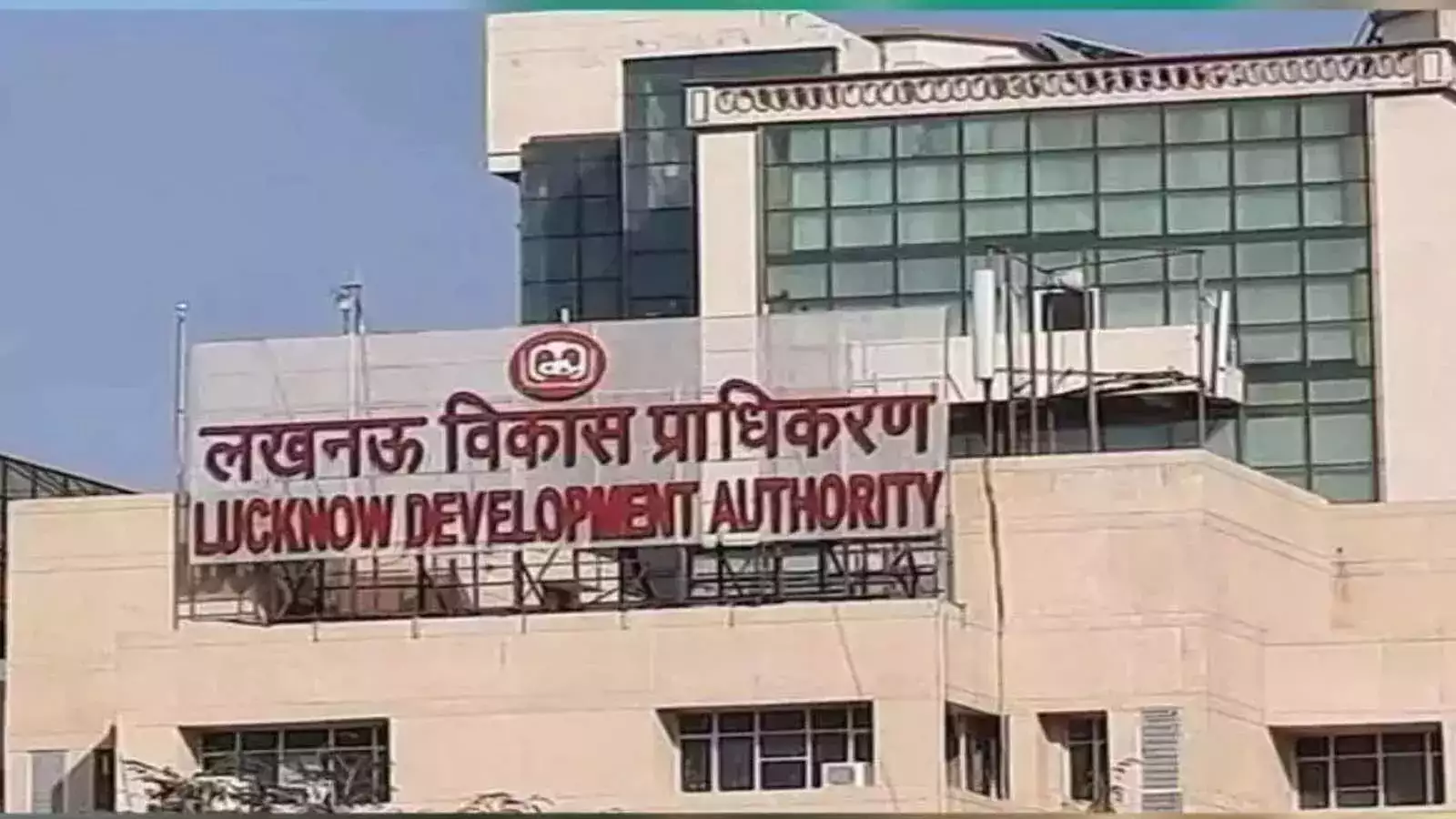 LDA