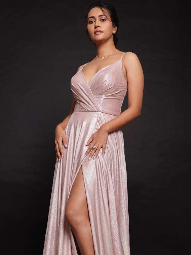 GOWN